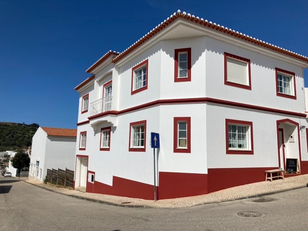 Guesthouse Releash Aljezur Eksteriør billede